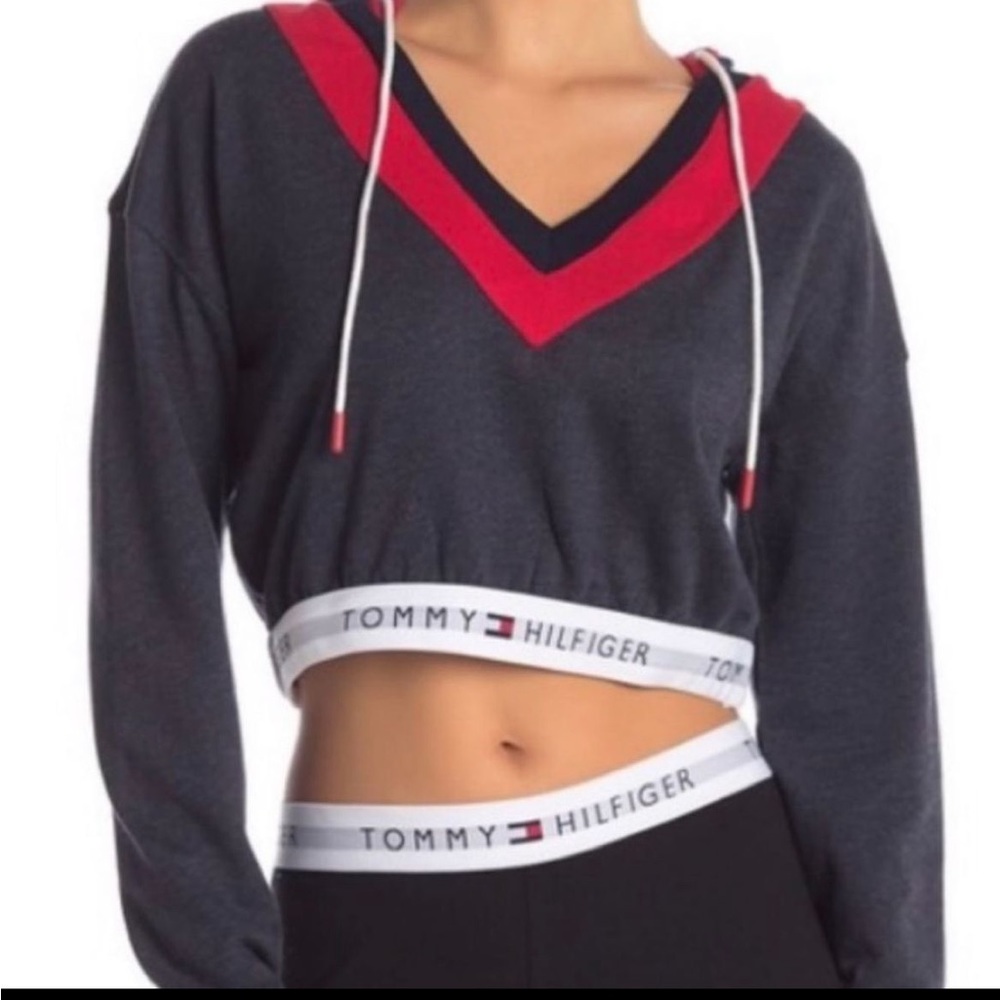 Tommy Hilfiger cropped hoodie